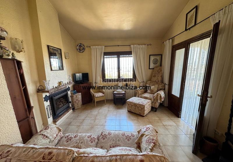 Foto a9c3751f-9df5-48fa-ae84-29485185f700. Chalet estupendo chalé con piscina privada en denia en Dénia