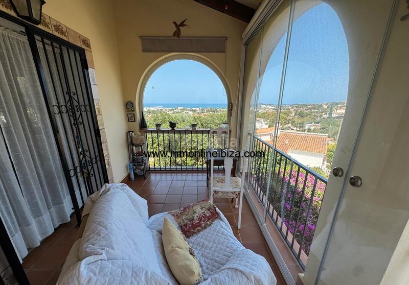Foto bdfe8f5b-bfef-4501-a5bf-ff65f0778b12. Chalet estupendo chalé con piscina privada en denia en Dénia