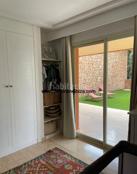 Foto d57093e7-1a41-4b69-ab89-f7dd257f7a6c. Affitto piano terra con parcheggio piscina in Roca Llisa Santa Eulària