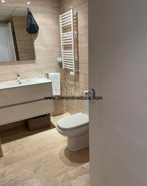 Foto 3b7923ab-4ed4-4f4c-a396-a231e4ae0d5d. Rent ground floor with parking pool in Roca Llisa Santa Eulària