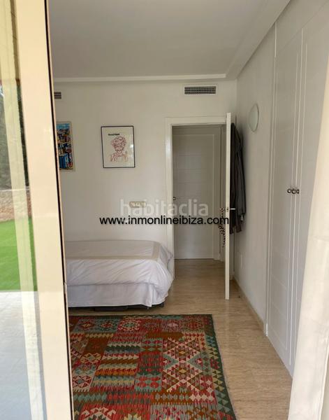Foto 8097885f-88ed-437f-9932-f0599541a770. Rent ground floor with parking pool in Roca Llisa Santa Eulària