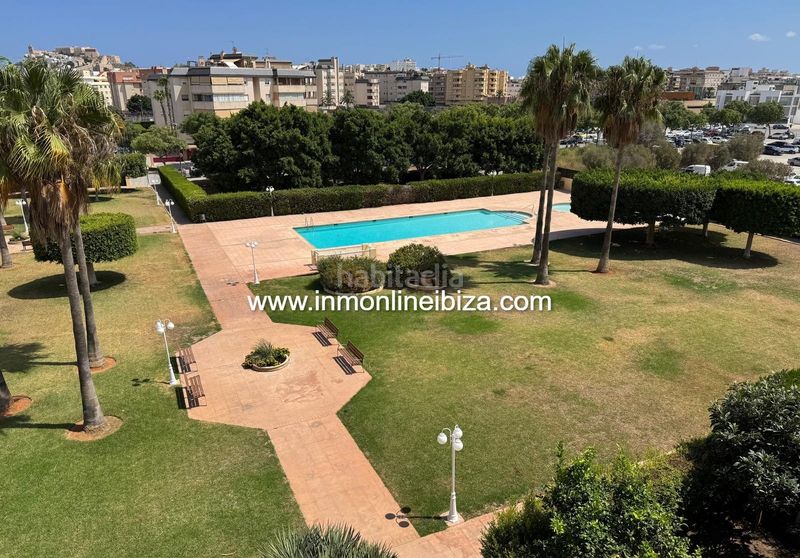 Foto 83dee405-4366-476c-8984-6f37902810dc. Location appartement avec parking piscine dans S´Eixample-Can Misses Ibiza