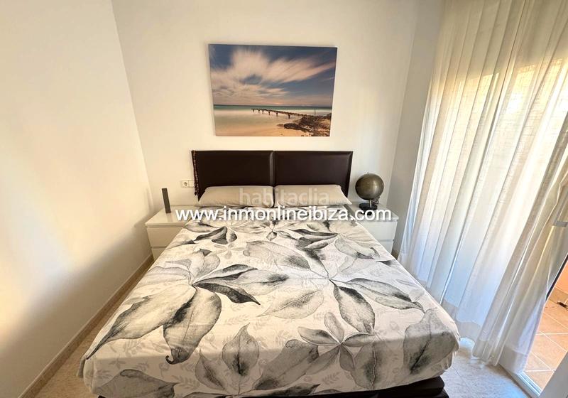 Foto e5a4939c-2f73-49d0-9357-626ec745343c. Affitto casa a schiera con parcheggio in S´Eixample-Can Misses Ibiza