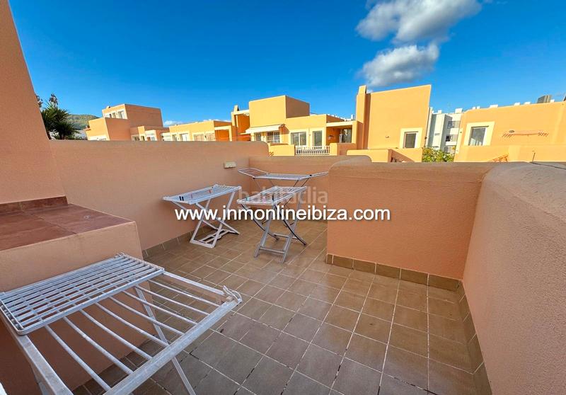 Foto aa2c1aca-0a69-4d6d-a34e-140c7c7dc47b. Rent semi detached house with parking in S´Eixample-Can Misses Ibiza