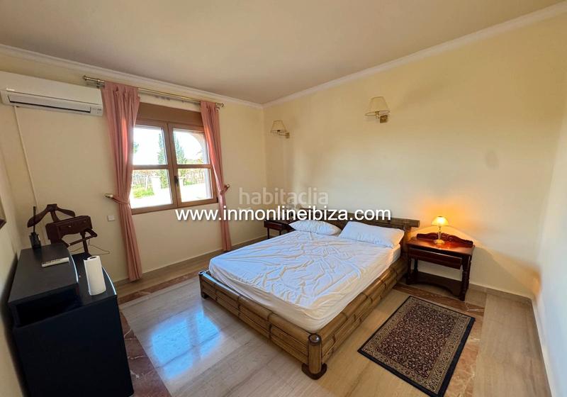 Foto e04bbc3b-9082-4949-aa14-46f1e9de5b2c. Alquiler chalet estupendo chalé en santa eulália en Santa Eulària