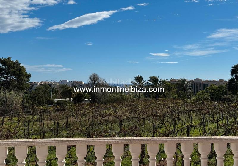 Foto 9f84564d-b2bc-4232-bee5-9112b765344a. Location chalet avec piscine dans Santa Eulària des riu Santa Eulària