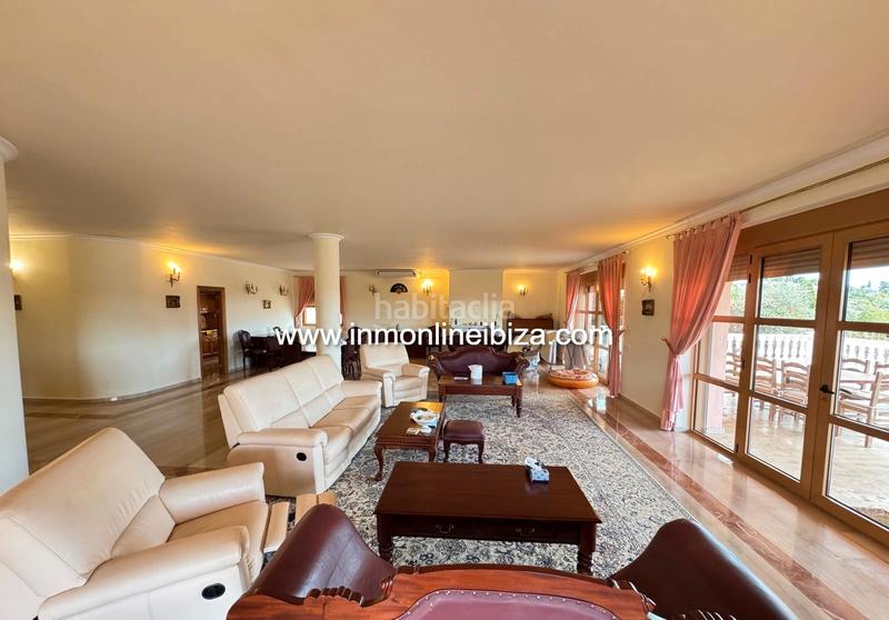 Foto 01f8b05e-d8ab-49c4-b66f-29de794e335a. Miete chalet mit pool in Santa Eulària des riu Santa Eulària