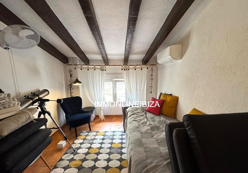 Foto 1750c397-317d-43a2-9f5d-1a24d2bcd8e5. Masia amb xemeneia a Tárbena