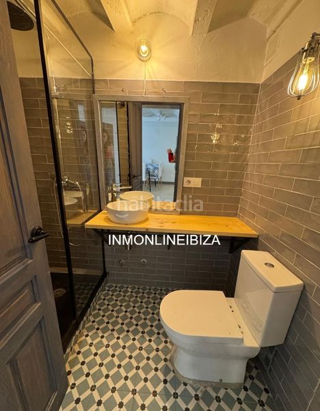 Foto bc68153b-0423-481e-b838-38d7bc72499b. Pis a Dalt Vila-La Marina Ibiza