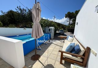 Lloguer Casa adossada  Carrer de la vénda de morna. Estupenda casa adosada con piscina en sant carles de peralta