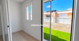 Semi detached house  Carrer de font i quer. Estupendo adosado en cas serres
