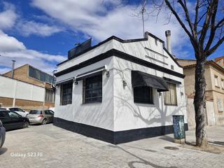 Lloguer Local Comercial a Can Feu. Local comercial en alquiler de 90 m2