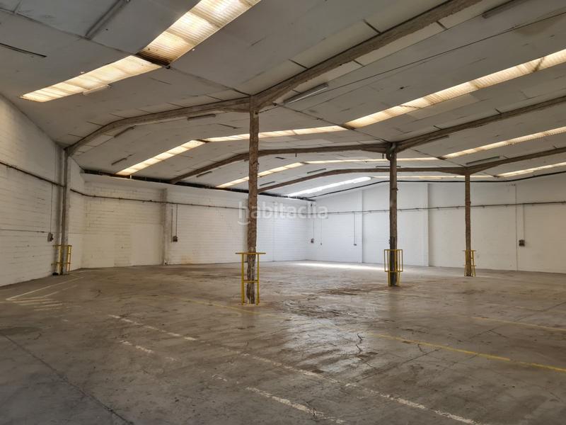 Foto a6aa6574-89b6-420d-ad8a-277ce65ca62b. Location bâtiment à usage industriel dans Zona Industrial Barberà del Vallès