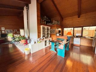 Country house in Avinguda font de la mona 8