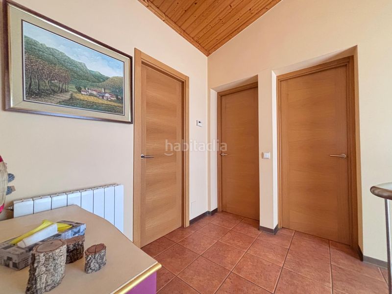 Foto 0a382d18-3a2a-401f-845b-78246e8059c3. Xalet amb calefacció aparcament a Preses (Les)