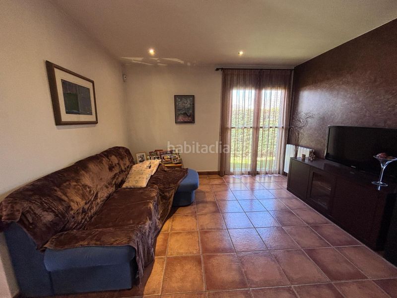 Foto e2fbdae1-4ddf-49a5-a562-508f2f1077f8. Xalet amb calefacció aparcament a Preses (Les)