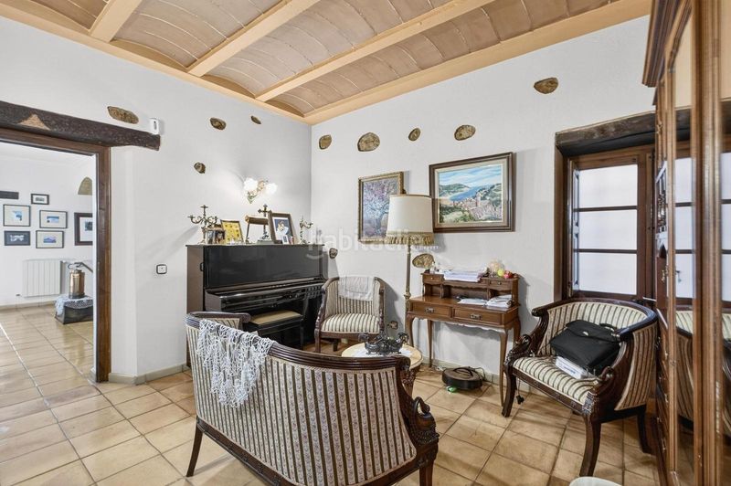 Foto 7dbfe5b5-d5e7-446d-8d90-30fe595109f8. Masia amb aparcament piscina a Bàscara