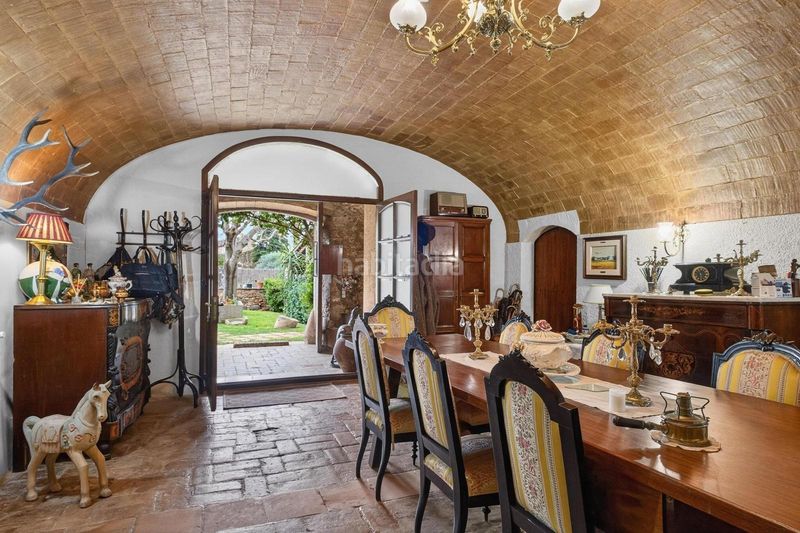 Foto 7e753fdb-8b7e-441c-b0d3-d70d6a235600. Masia amb aparcament piscina a Bàscara