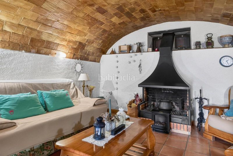 Foto 892650f8-47db-4441-91c2-4813c625d1d7. Masia amb aparcament piscina a Bàscara