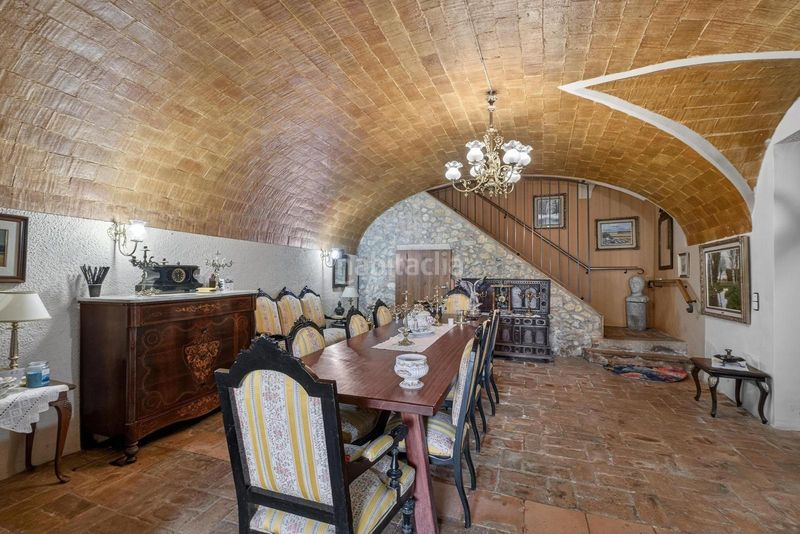 Foto 98375d5f-48de-4510-9f7d-f51e1741129a. Masia amb aparcament piscina a Bàscara