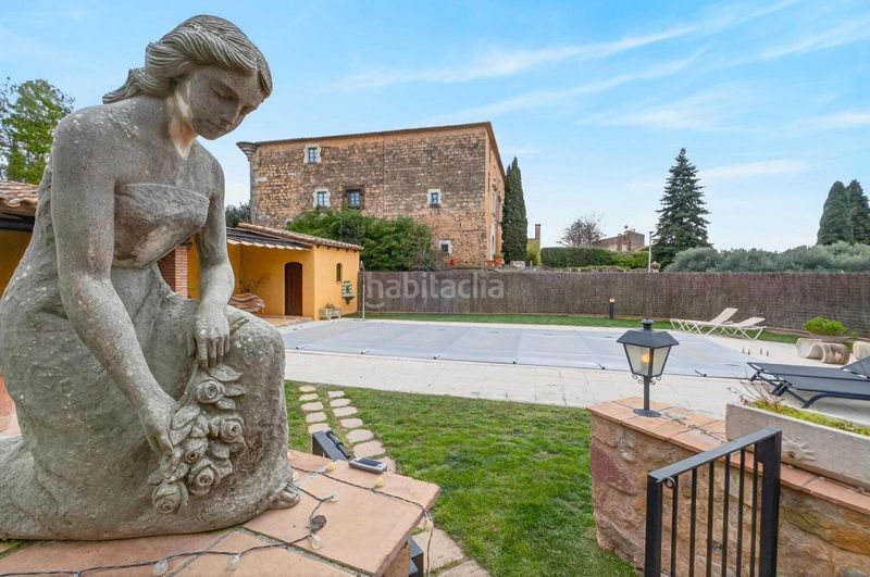 Foto af266d17-ae07-443f-9158-b38aec08f306. Masia amb aparcament piscina a Bàscara