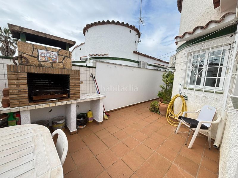 Foto 6a6a4174-32b5-4027-b6e9-d990531c2fa1. Xalet a Puigmal - Mas Nou Empuriabrava