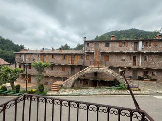 Flat in Ogassa. Habitatge ampli a ogassa amb gran potencial per reformar i perso