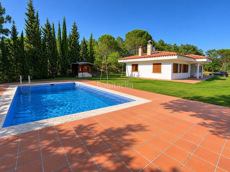 Foto a1b2adb2-dd82-410c-9eab-1ab841a66924. Xalet amb aparcament piscina a Llambilles