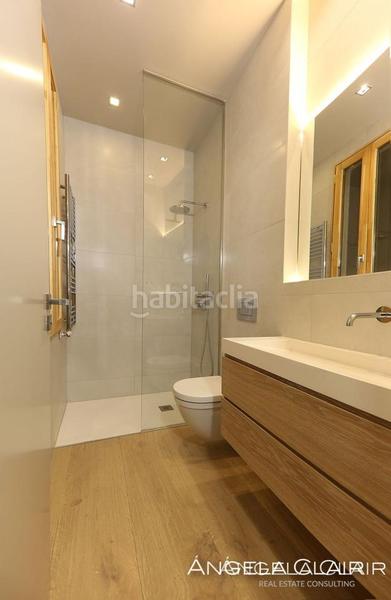 Foto f51249d7-956d-48b0-9263-487680ec3543. Etagenwohnung mit heizung in Gòtic Barcelona