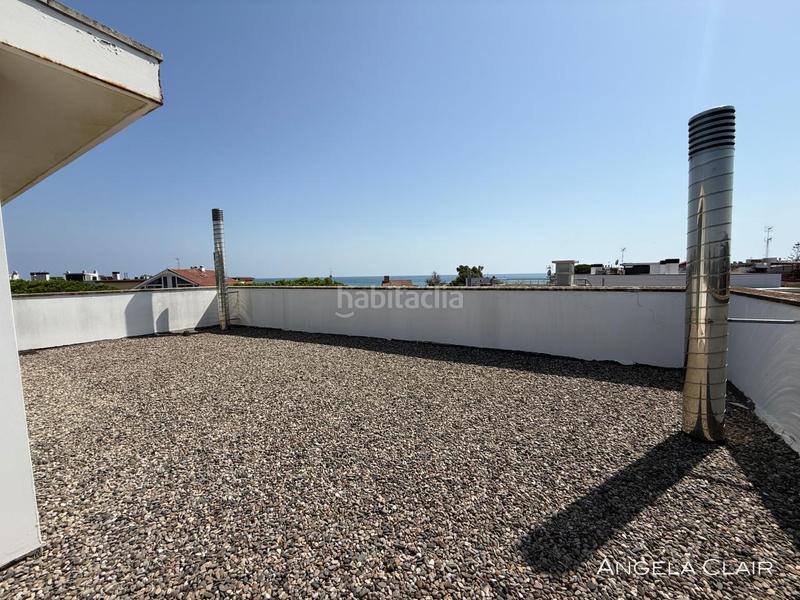 Foto 2d2bc61a-cad5-47ec-9293-4e7abd12d083. Maison avec chauffage parking piscine dans Lluminetes Castelldefels