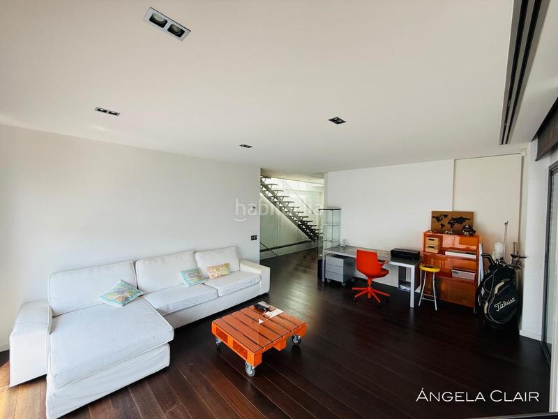 Foto 43d82bf4-d864-418e-bb77-027bec734e84. Maison avec chauffage parking piscine dans Lluminetes Castelldefels