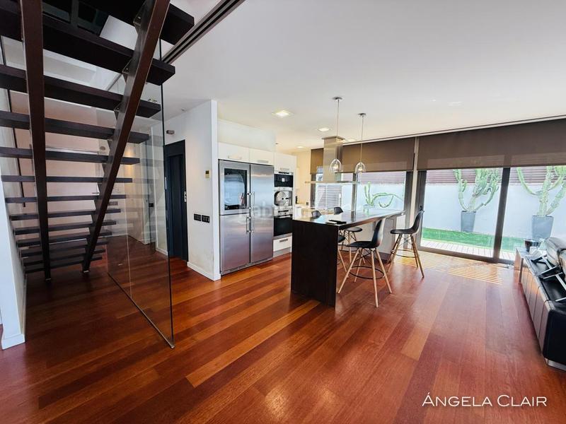 Foto 742b5d41-806b-4d7b-9cdd-b4ac66ae5231. Maison avec chauffage parking piscine dans Lluminetes Castelldefels