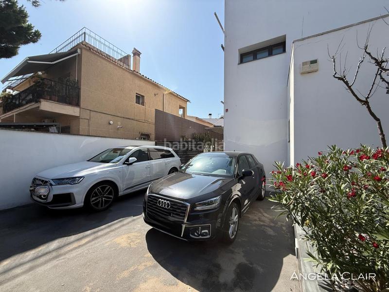 Foto e621f4d3-d5f7-45be-b2e3-38ca4418407e. Maison avec chauffage parking piscine dans Lluminetes Castelldefels