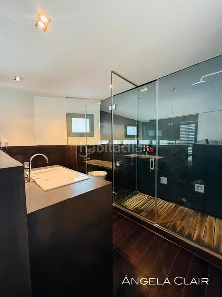 Foto f0b64fba-d53f-4600-bf1e-6c8a2be60310. Maison avec chauffage parking piscine dans Lluminetes Castelldefels