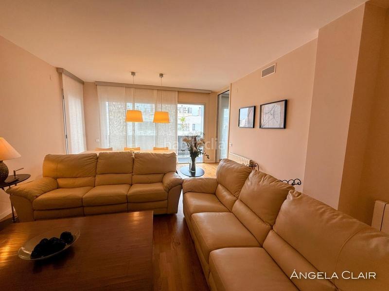 Foto 07263c05-2b63-48ad-93a9-e742d834fe2b. Dachwohnung mit heizung parking pool in Centre-Can Nadal Sant Feliu de Llobregat