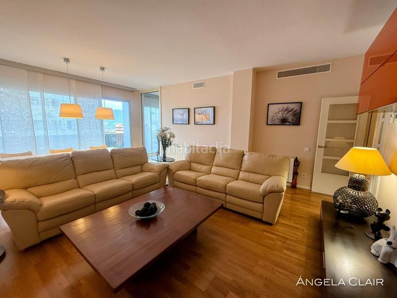 Foto 951b5560-9abe-40ea-9328-a04f52ab8588. Dachwohnung mit heizung parking pool in Centre-Can Nadal Sant Feliu de Llobregat