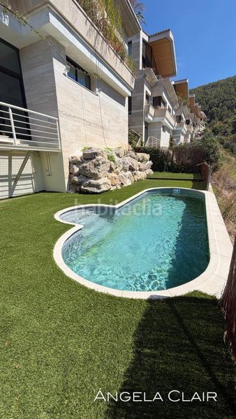 Foto 33ee2c20-ccf0-4999-bcfb-b78bfc8912a7. Casa amb calefacció aparcament piscina a Levantina - Montgavina - Quintmar Sitges