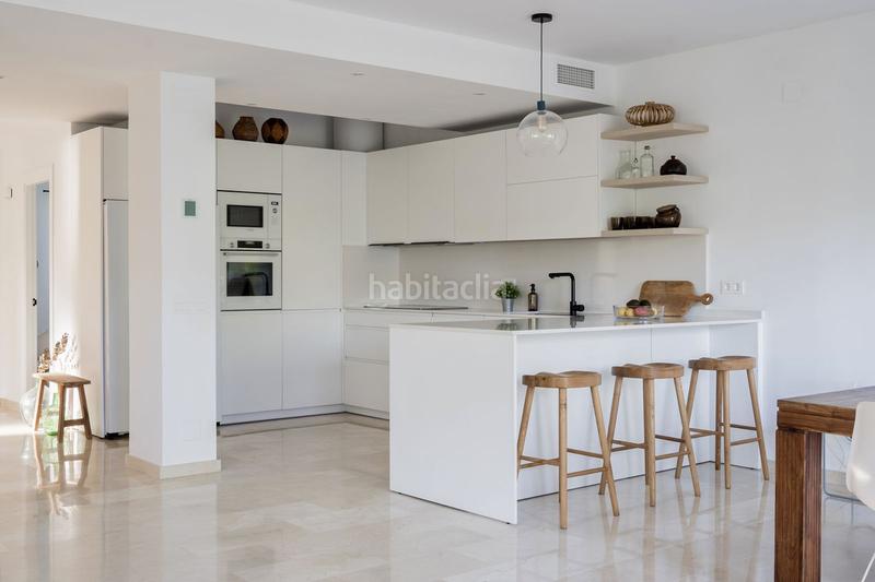 Foto 00955c79-cac9-45f1-b3fa-acd53b623d19. Reihenhaus mit parking in La Quinta Benahavís