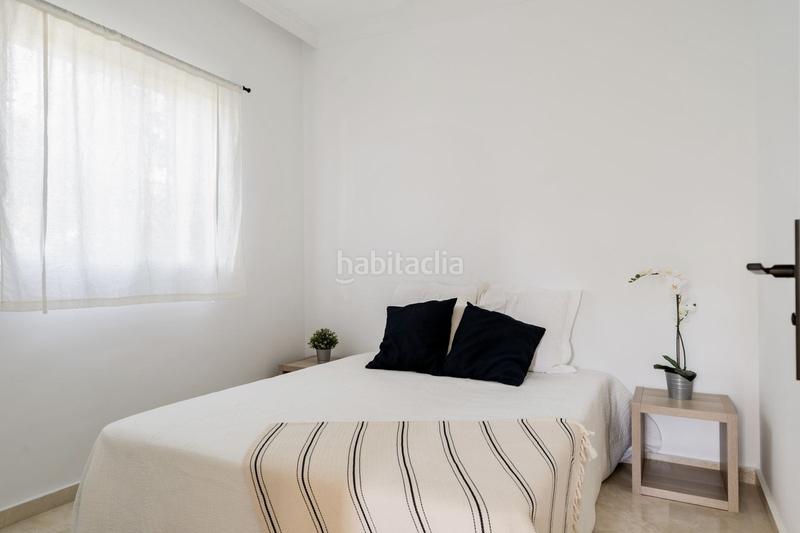 Foto b4447de8-3331-4954-81bc-5bfc0bd1b771. Reihenhaus mit parking in La Quinta Benahavís