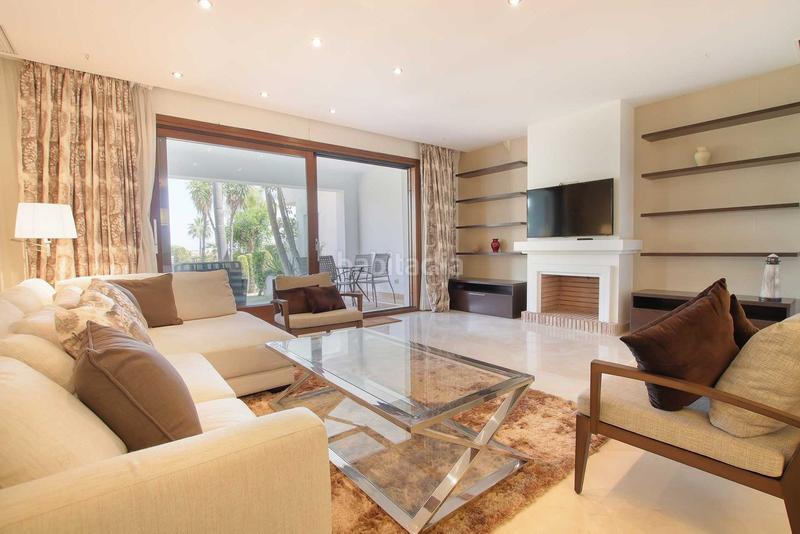 Foto 4f882b22-bc02-448d-8103-72c276a200a6. Casa adosada  en venta en El Paraíso Benahavís