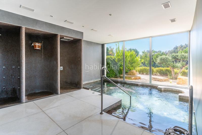 Foto 3ad6fd6a-db81-4165-9904-2a9b9e1952c8. Planta baja apartamento frente a la playa en venta en Estepona