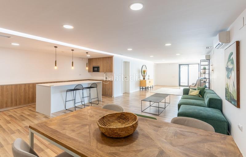 Foto c6bca893-6598-4759-ac67-85611378db27. Planta baja apartamento frente a la playa en venta en Estepona