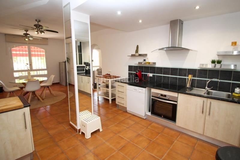 Foto 3052dd69-3016-425e-b089-4859446d1155. Planta baja apartamento en miraflores en venta en Mijas