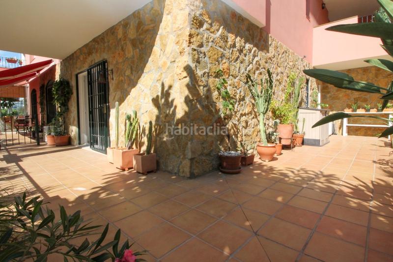 Foto 3853be91-334f-4cda-8d21-7c92078c0b56. Planta baja apartamento en miraflores en venta en Mijas