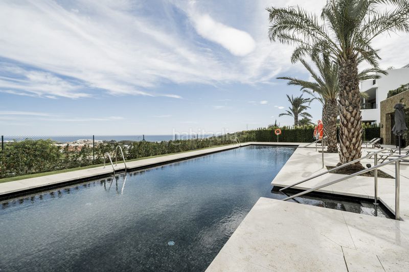 Foto 20299066-ce84-49d8-902b-24fd0eb37b11. Apartament amb calefacció aparcament piscina a Casares golf - Casares del sol Casares