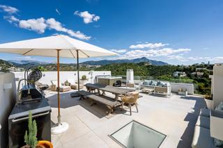 Àtic a La Quinta. Ático en la quinta con impresionantes vistas en venta
