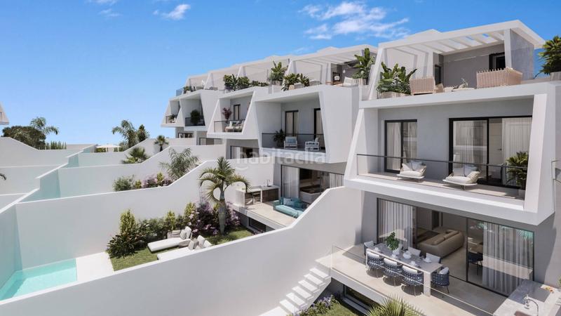 Foto 47bd1b4b-c09b-47c6-ad49-23a460332f7b. Casa adosada nuevo adosado en venta en los flamingos golf en Estepona