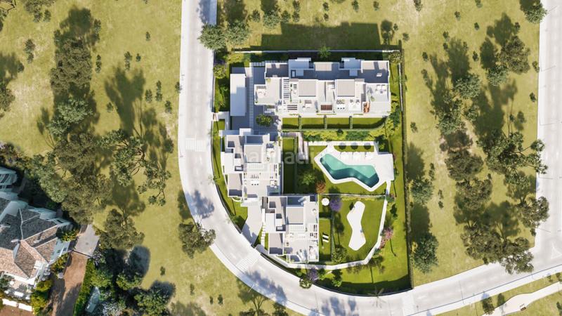 Foto 9e4683e6-4704-4829-a4dc-53a871cffb08. Erdgeschoss mit parking pool in Cancelada Estepona