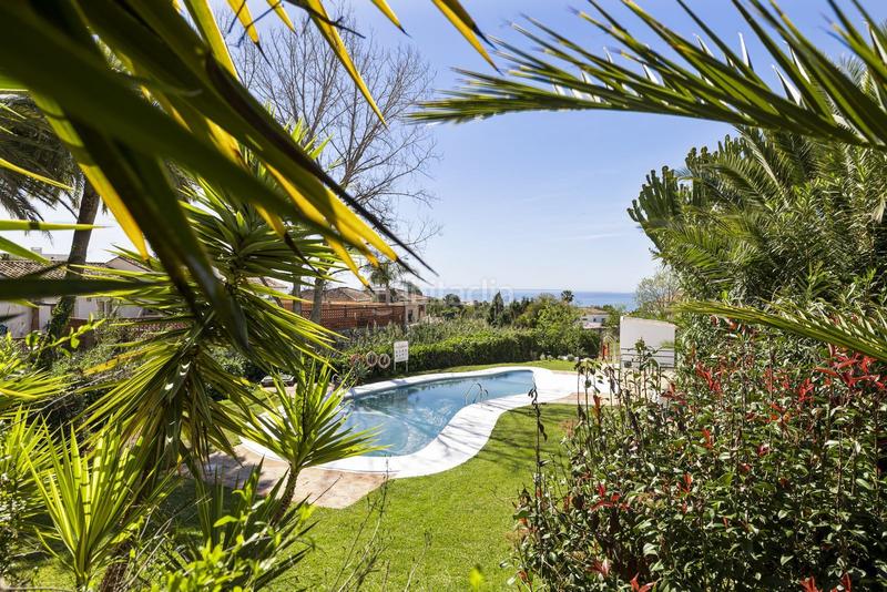 Foto 5f0e3ccb-07ad-43ec-a8f2-9b5d091cc25c. Apartamento dos apartamentos en uno en venta en torremar en Benalmádena