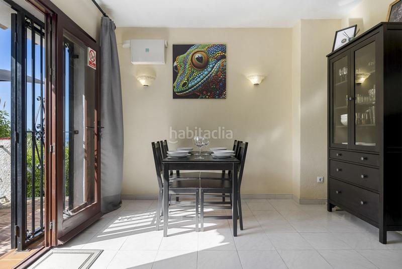 Foto 974e3cb9-2bd2-4c6f-a1e7-6793707d4dc9. Apartamento dos apartamentos en uno en venta en torremar en Benalmádena